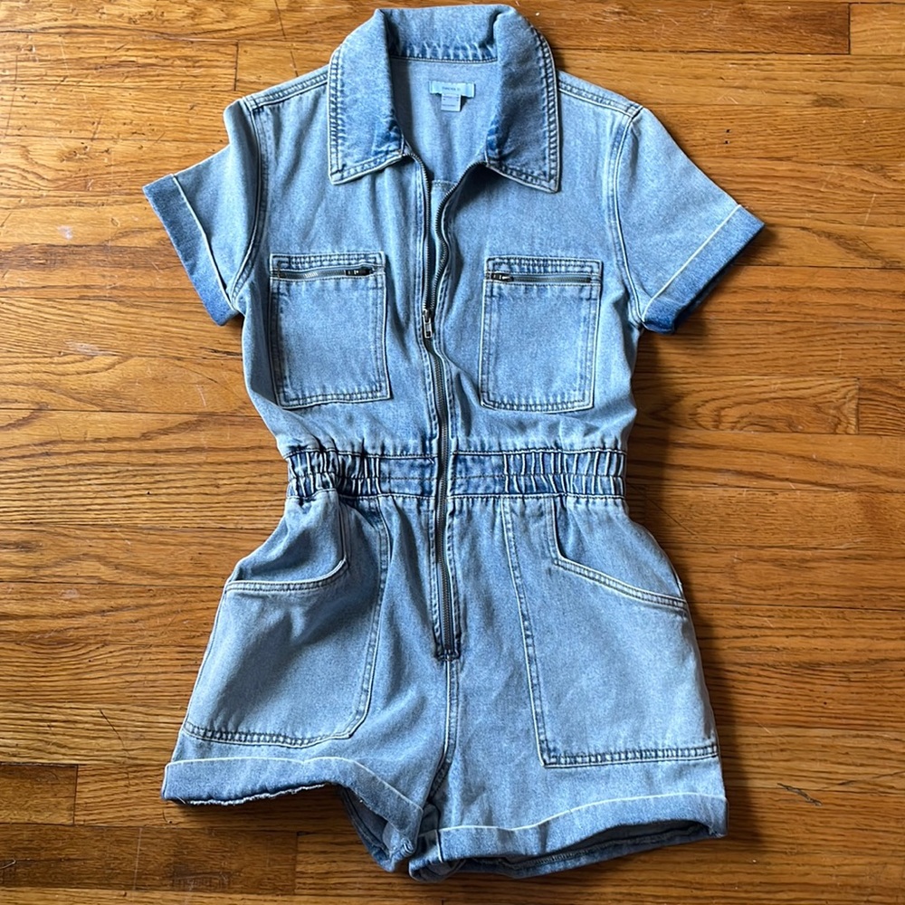 Front zip up denim romper